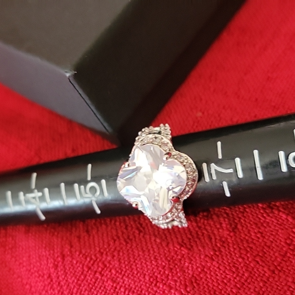 Pretty Ring - image 4